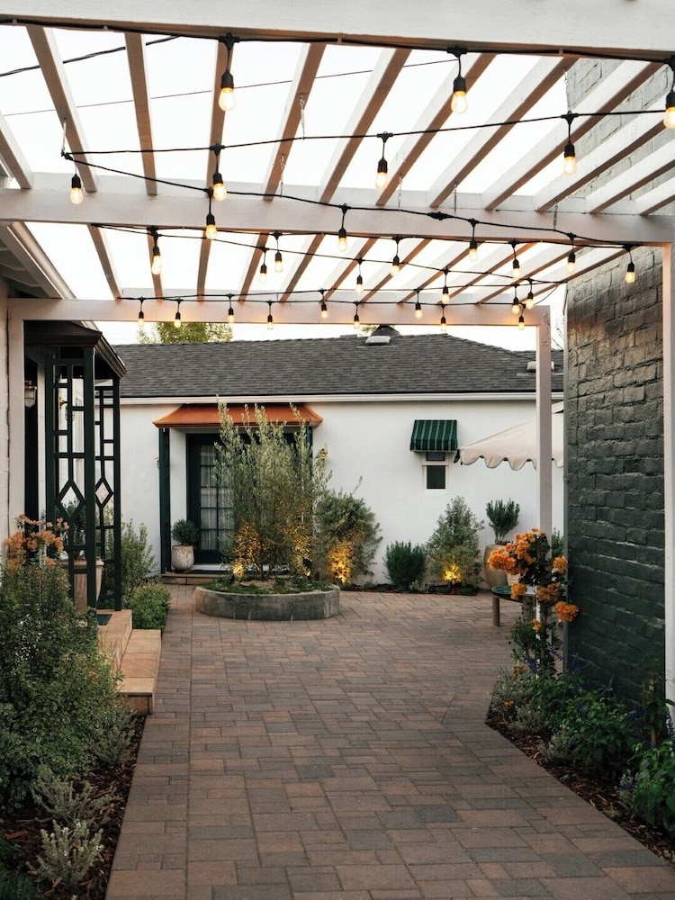 Le Petit Pali Brentwood West Los Angeles - photo 63