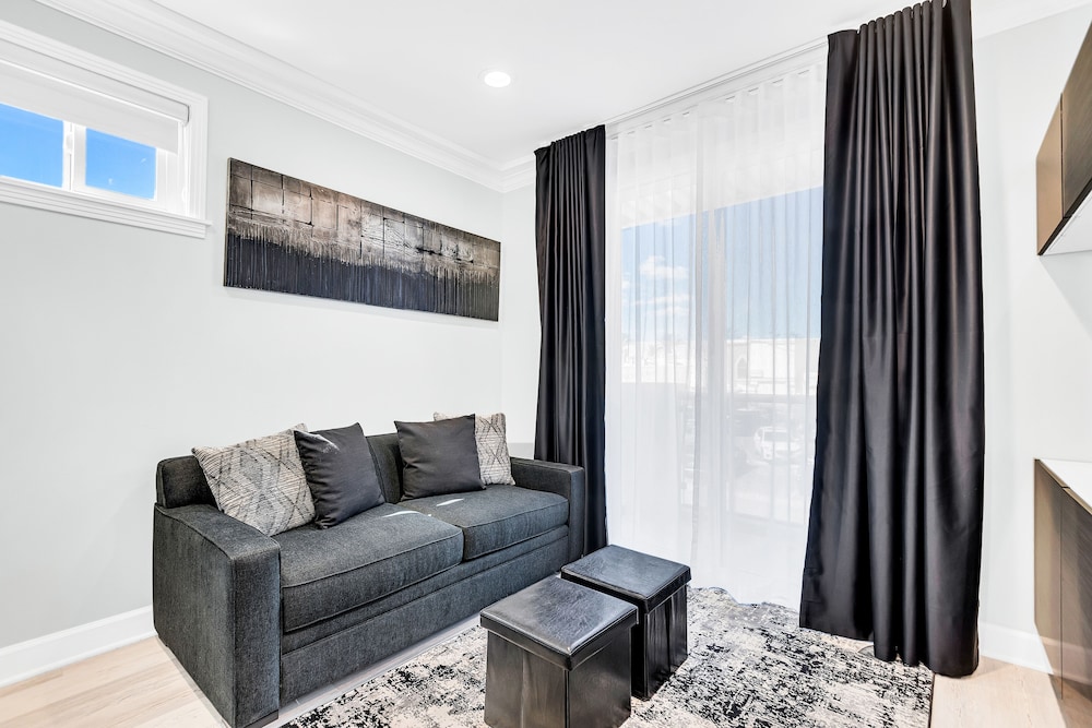 SW Beach Hotel - photo 15