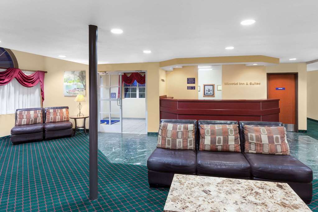 Microtel Inn & Suites by Wyndham Wellton - photo 2
