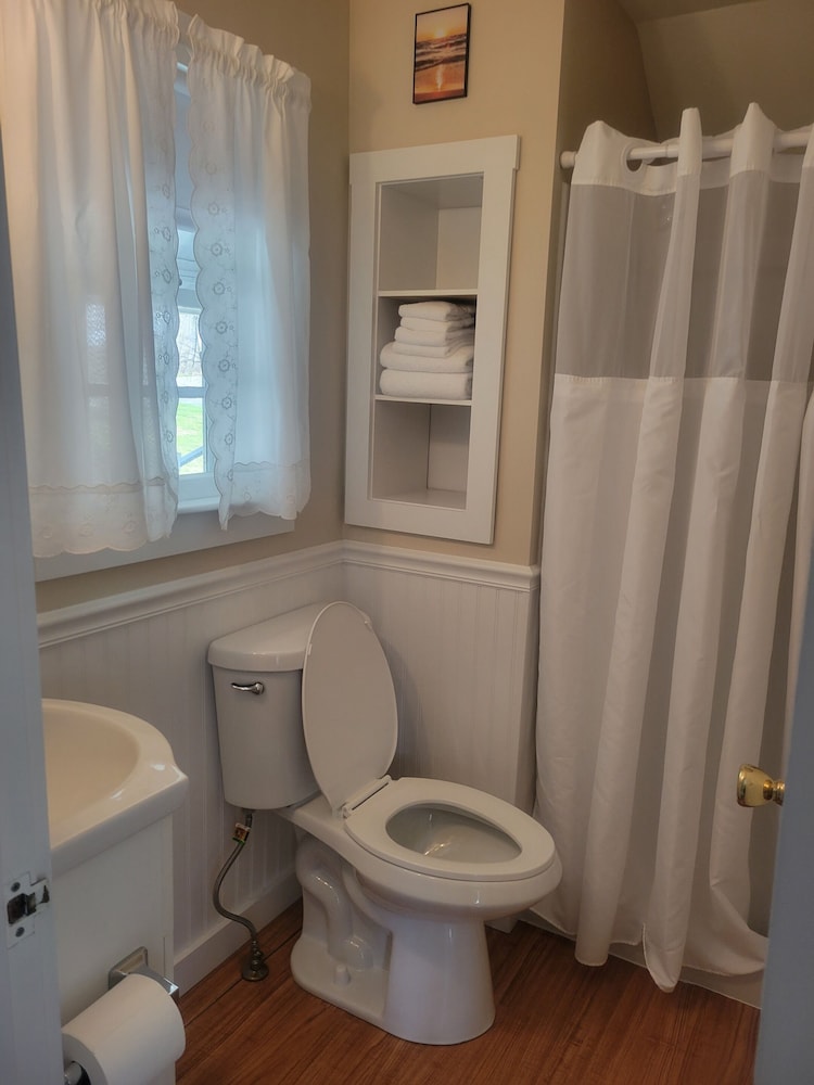 2 River Road Inn & Cottages - photo 47