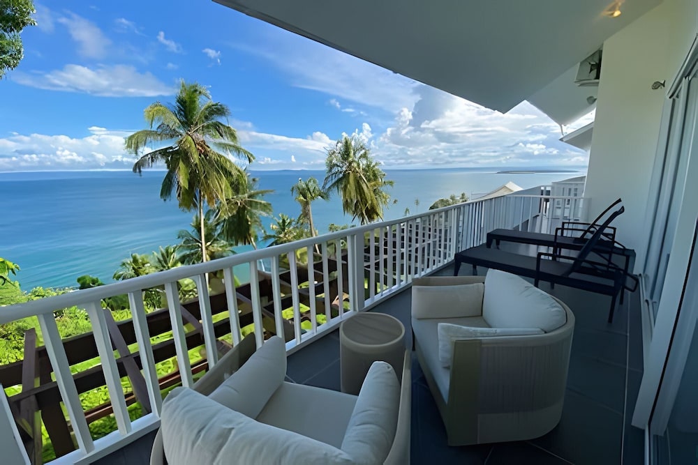 Double Comfort by the Sea III 302 — 4-Star Luxury Hotel in Samana, Dominican Republic