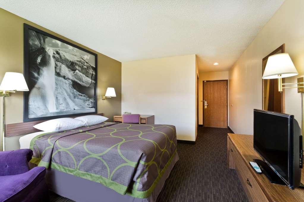 Super 8 by Wyndham Richfield UT - photo 12
