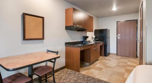 My Place Hotels Chicago West North Aurora - photo 44