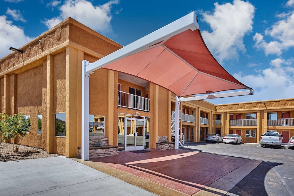 Quality Inn Parker - photo 15