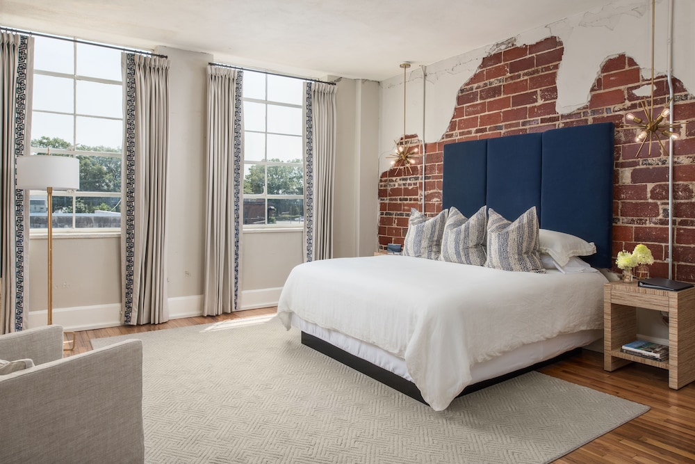 The Stricklin Hotel - photo 2