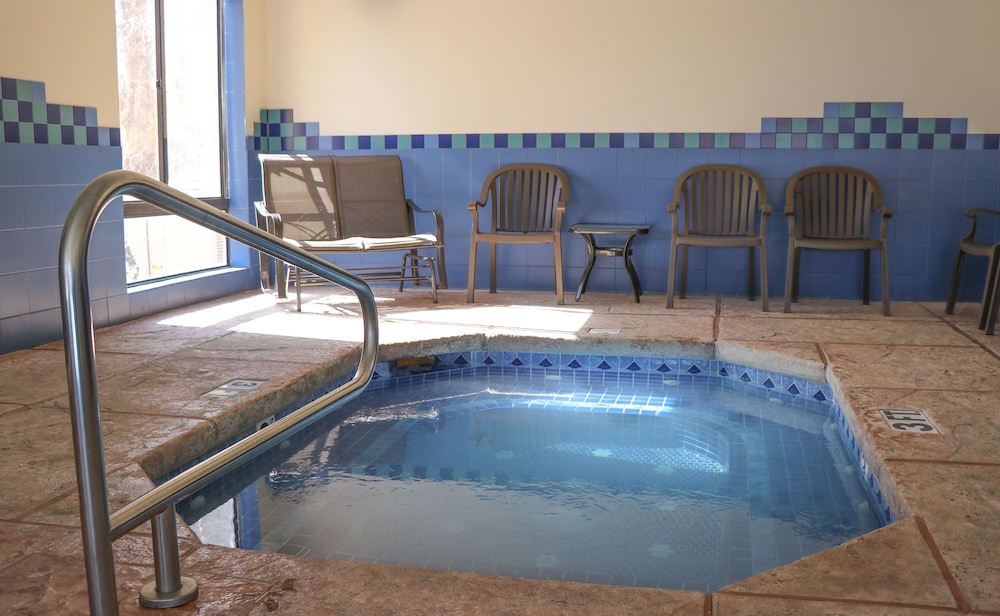 Hampton Inn Durango - photo 42