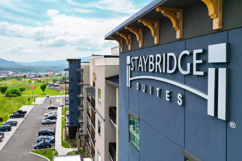 Staybridge Suites Pigeon Forge Smoky Mtns by IHG - photo 4