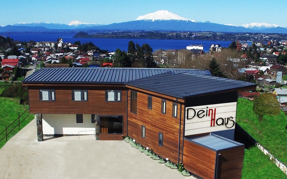 Hotel y Departamentos Dein Haus in Puerto Varas, Chile
