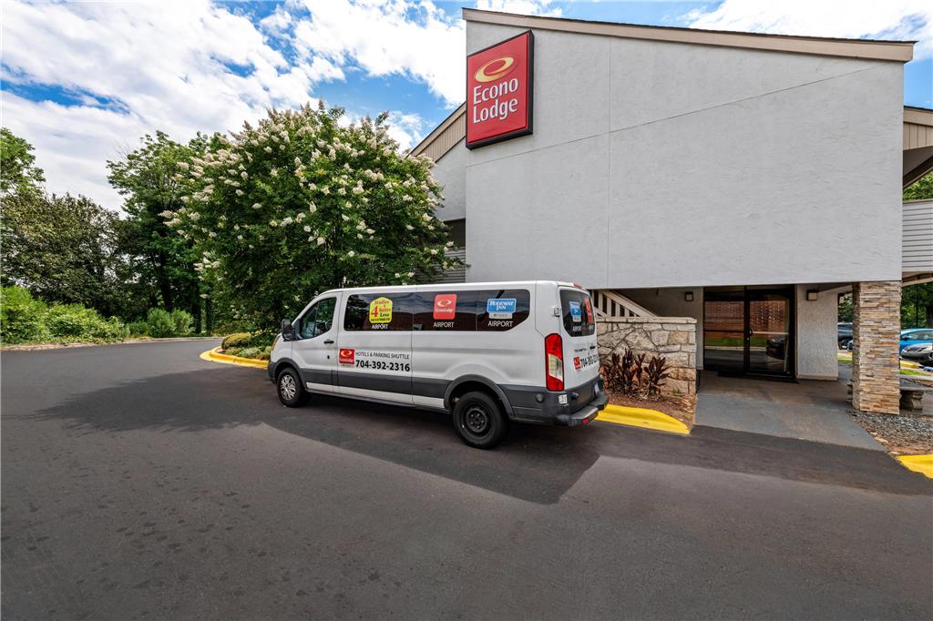 Econo Lodge Charlotte Airport - photo 39