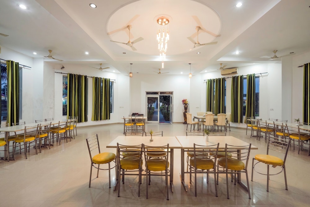 Corbett Holiday Forest Resort in Kaladhungi, India