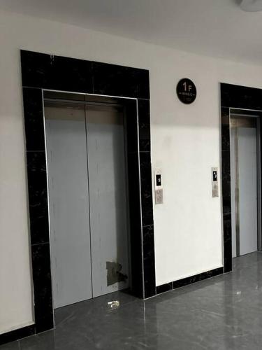 Hesos Suite Kileleshwa Nairobi Gym Pool