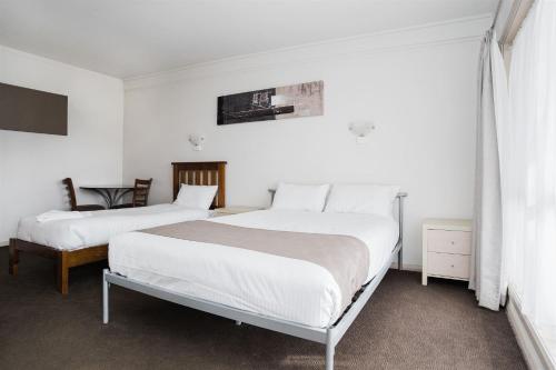 Hurley's Bar & Bistro — hotel in Kyabram