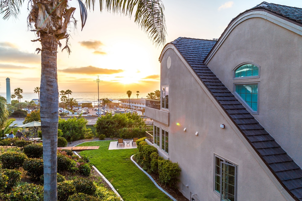 Villa Lauberge 6633262 — Del Mar