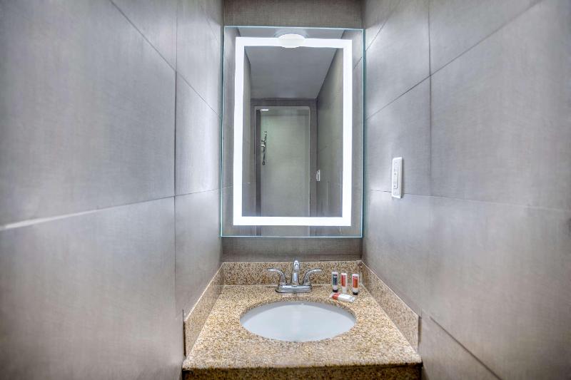 Travelodge by Wyndham Phoenix Downtown - photo 49