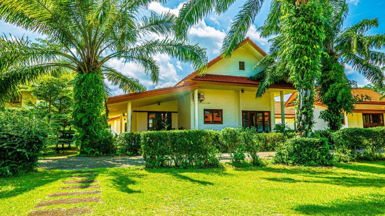 Armonia Village Resort in Chumphon, Thailand