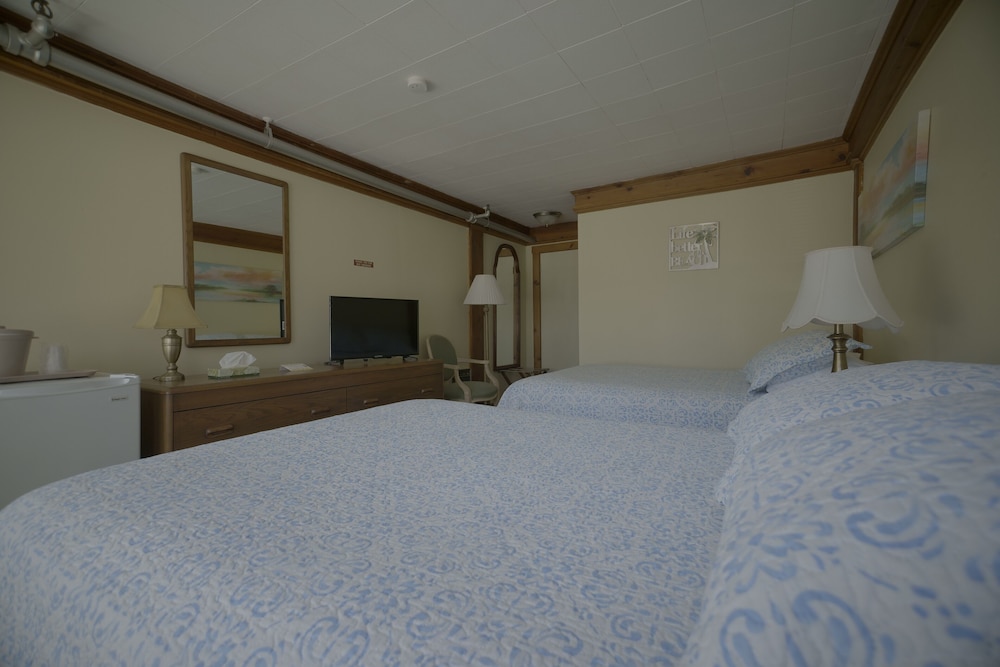 Betty Doon Hotel - photo 99