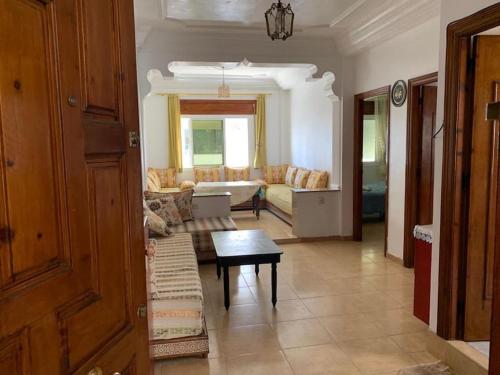 Superbe appartement chaleureux à 350m de la plage in Mdiq, Morocco