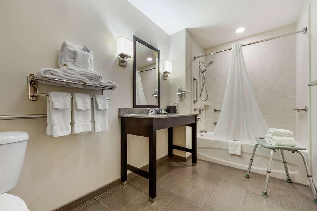 Sleep Inn & Suites Fargo Medical Center - photo 22