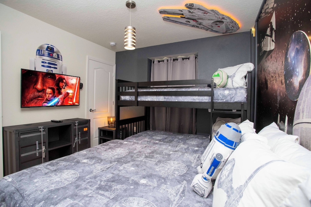 Gorgeous Themed Townhome at Windsor at Westside WW8915 - photo 8