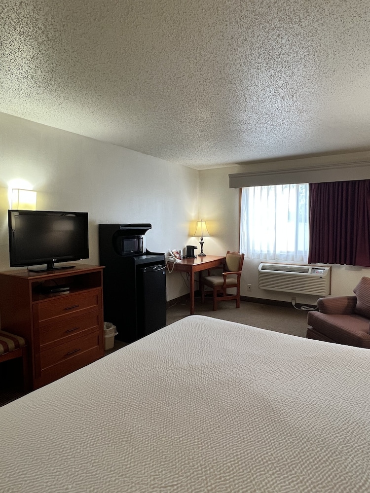 Serena Inn & Suites Sundance - photo 8