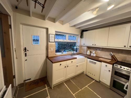 40 High street Cottage