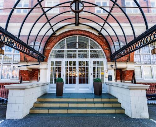 Holiday Beach Flat in Bournemouth England UK — 4-Star Luxury Hotel in Bournemouth, United Kingdom