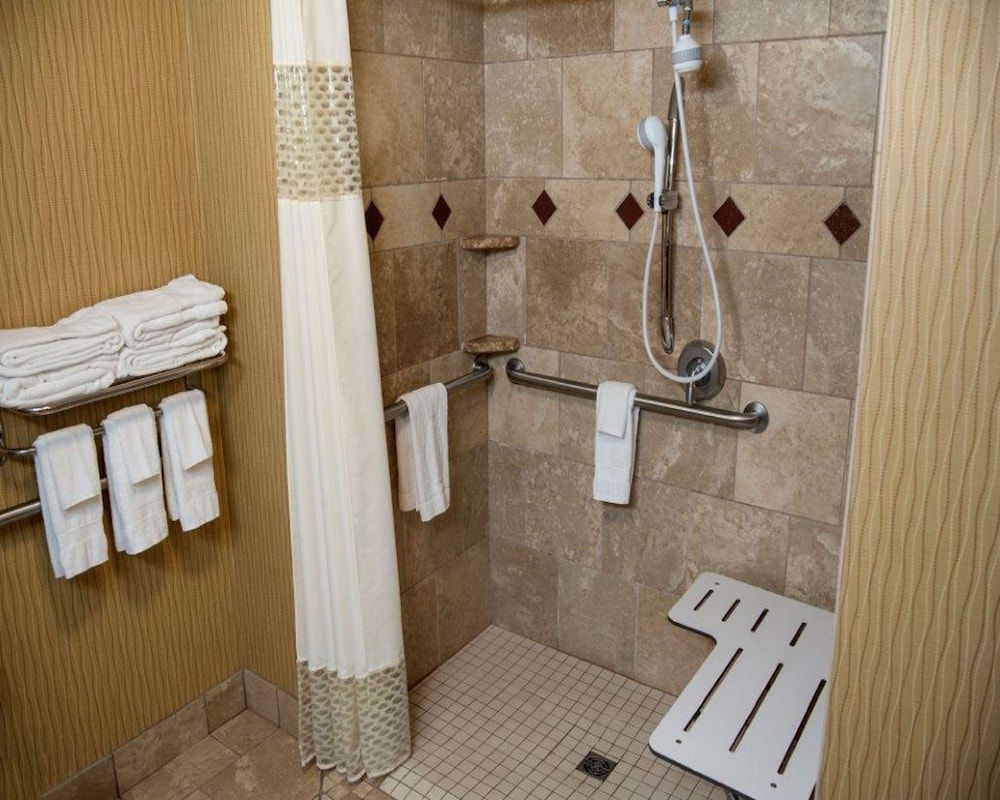 Hampton Inn & Suites Watertown - photo 72