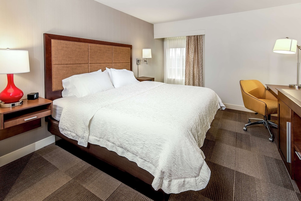 Hampton Inn & Suites Bethlehem - photo 7