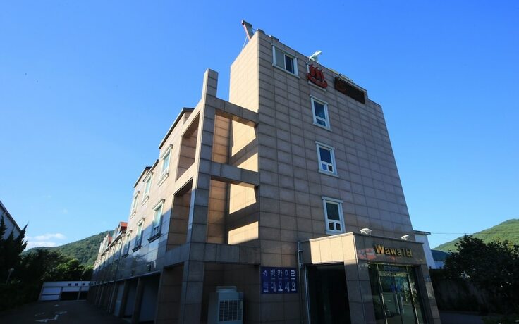 Goseong Wawatel in Kosong, South Korea