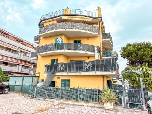 Sacramento Apartment 1piano con ascensore A457 — 4-Star Luxury Hotel in San Benedetto Del Tronto, Italy