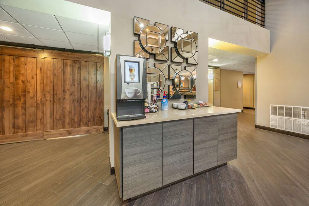 Best Western Plus North Las Vegas Inn & Suites - photo 46