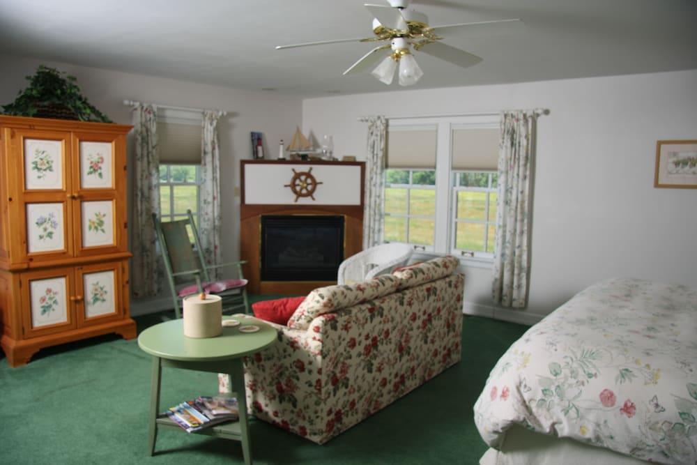 Brightwood Inn - photo 12