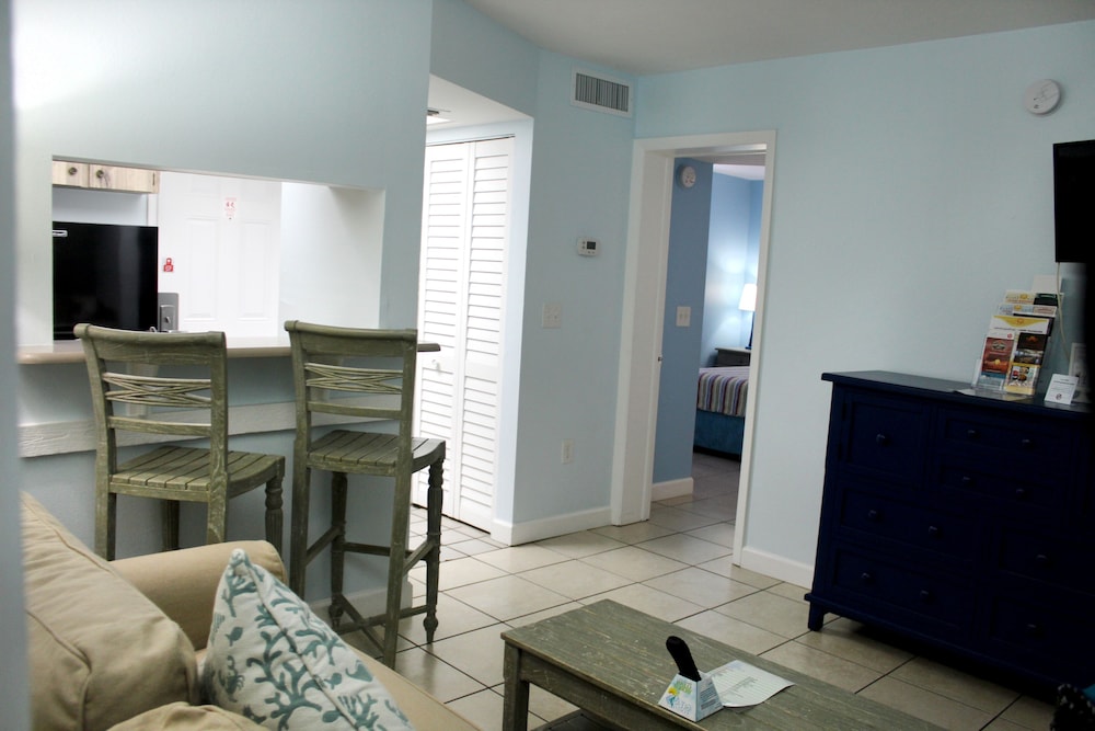 The Bay Inn at Lani Kai - photo 35