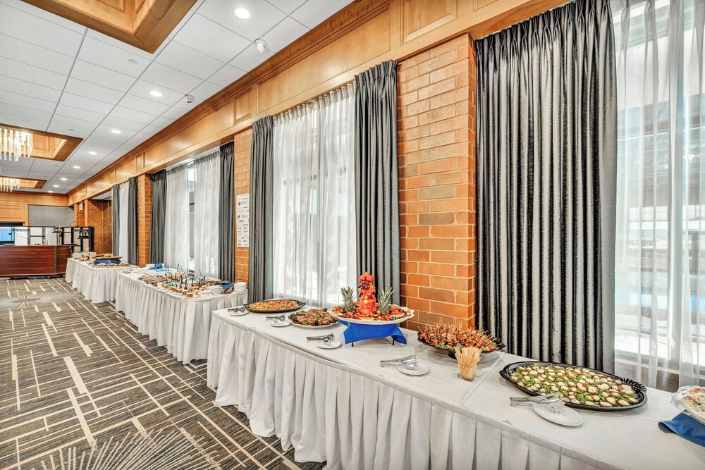Delta Hotels by Marriott Mount Pleasant - photo 105