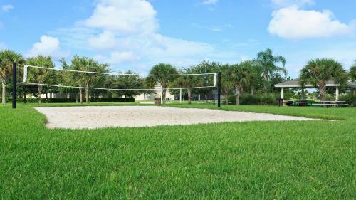Striking 5br Resort Home Private Pool Spa Disney - photo 6