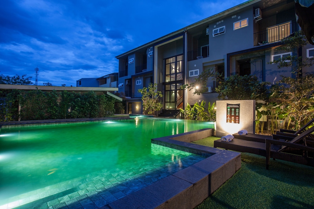 The Glory Gold Hotel in Takua Pa, Thailand