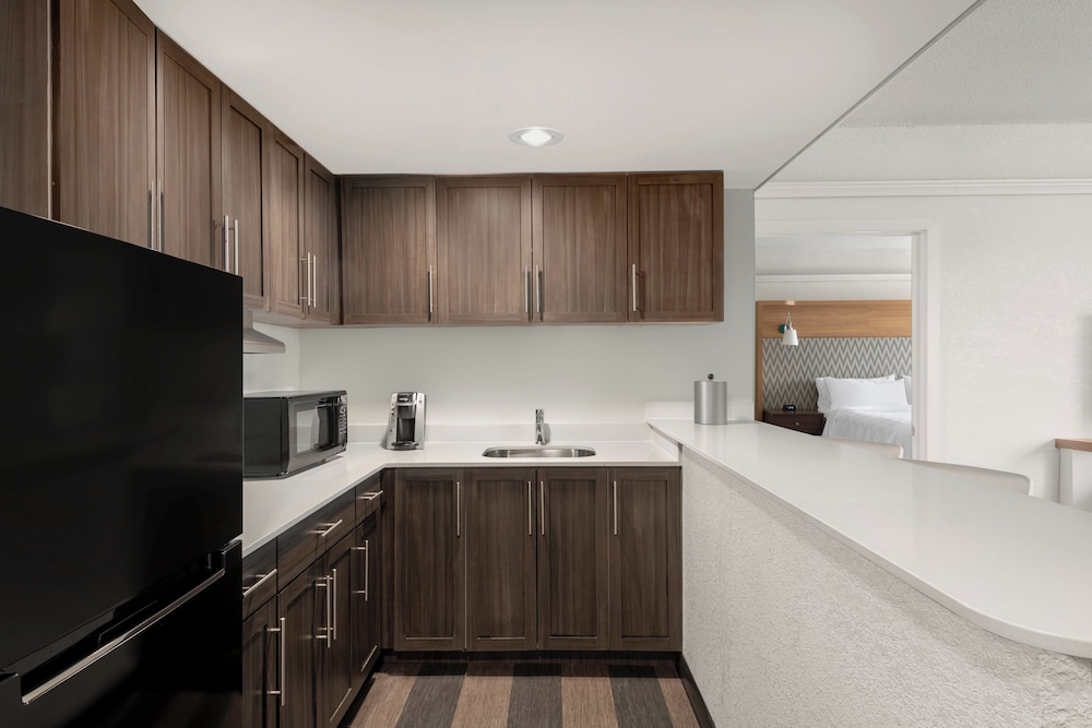 Holiday Inn & Suites Pittsfield Berkshires by IHG - photo 14