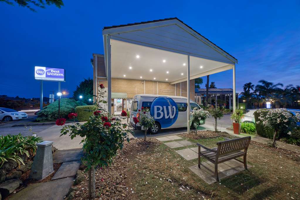 Best Western Airport Motel and Convention Centre — hotel near Melbourne Airport