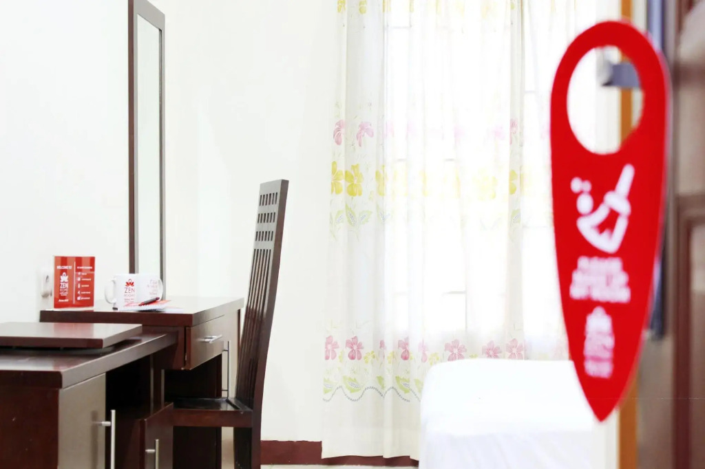 Sunrise Hotel - last minute hotel in Larantuka