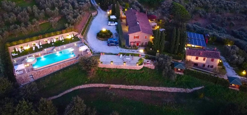 Borgo Dei Gigli — Lamporecchio