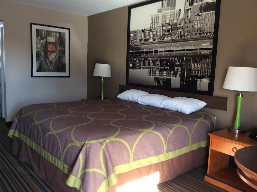 Super 8 by Wyndham Chattanooga East Ridge - photo 7
