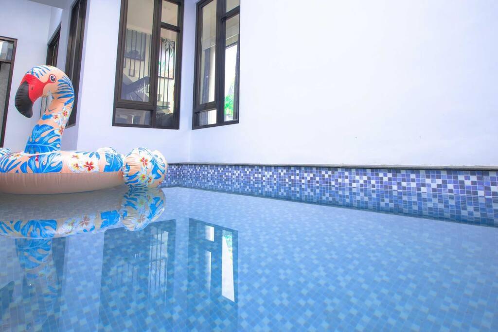 Villa Syariah Sunset Private Pool & Rooftop B3 — 4-Star Luxury Hotel in Batu, Indonesia