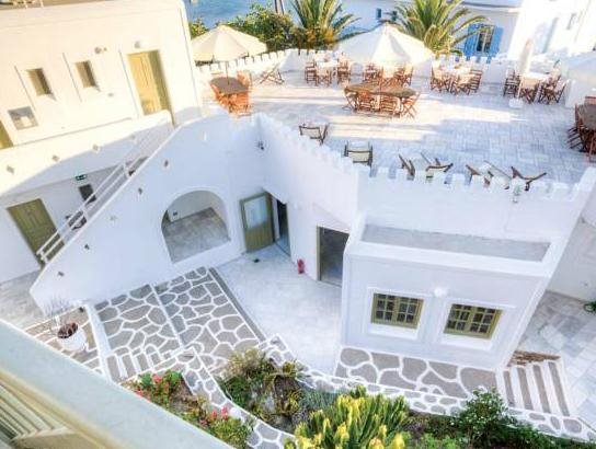 Artemis Hotel - carbon neutral hotel in Antiparos