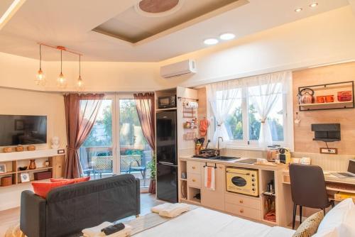 Central Kifissia ÁPPεROL Malomar Homing — 4-Star Luxury Hotel in Athens, Greece