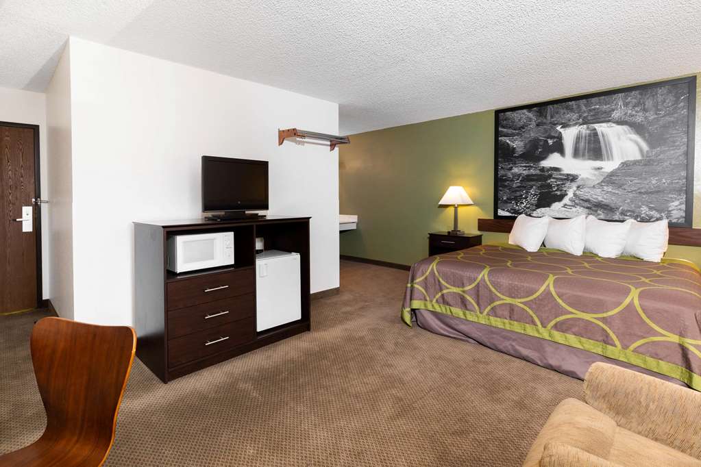 Super 8 by Wyndham Missoula Brooks Street - photo 15