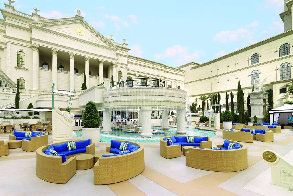 Caesars Palace - photo 25