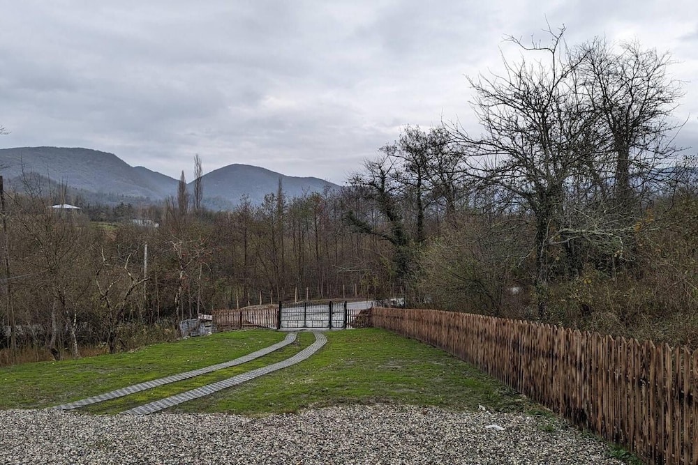 Renovated 3 bedroom House in Nature Iskia Estate