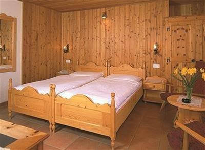 Hotel Derby — Leukerbad