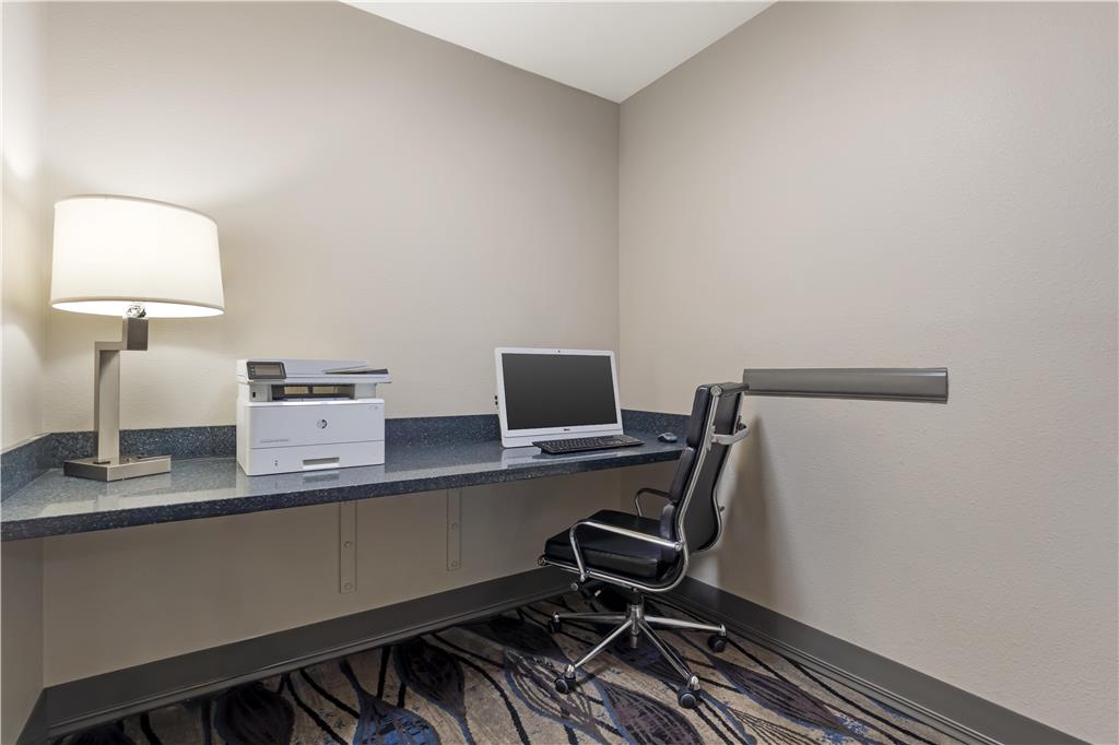 Best Western Plus Aberdeen - photo 10