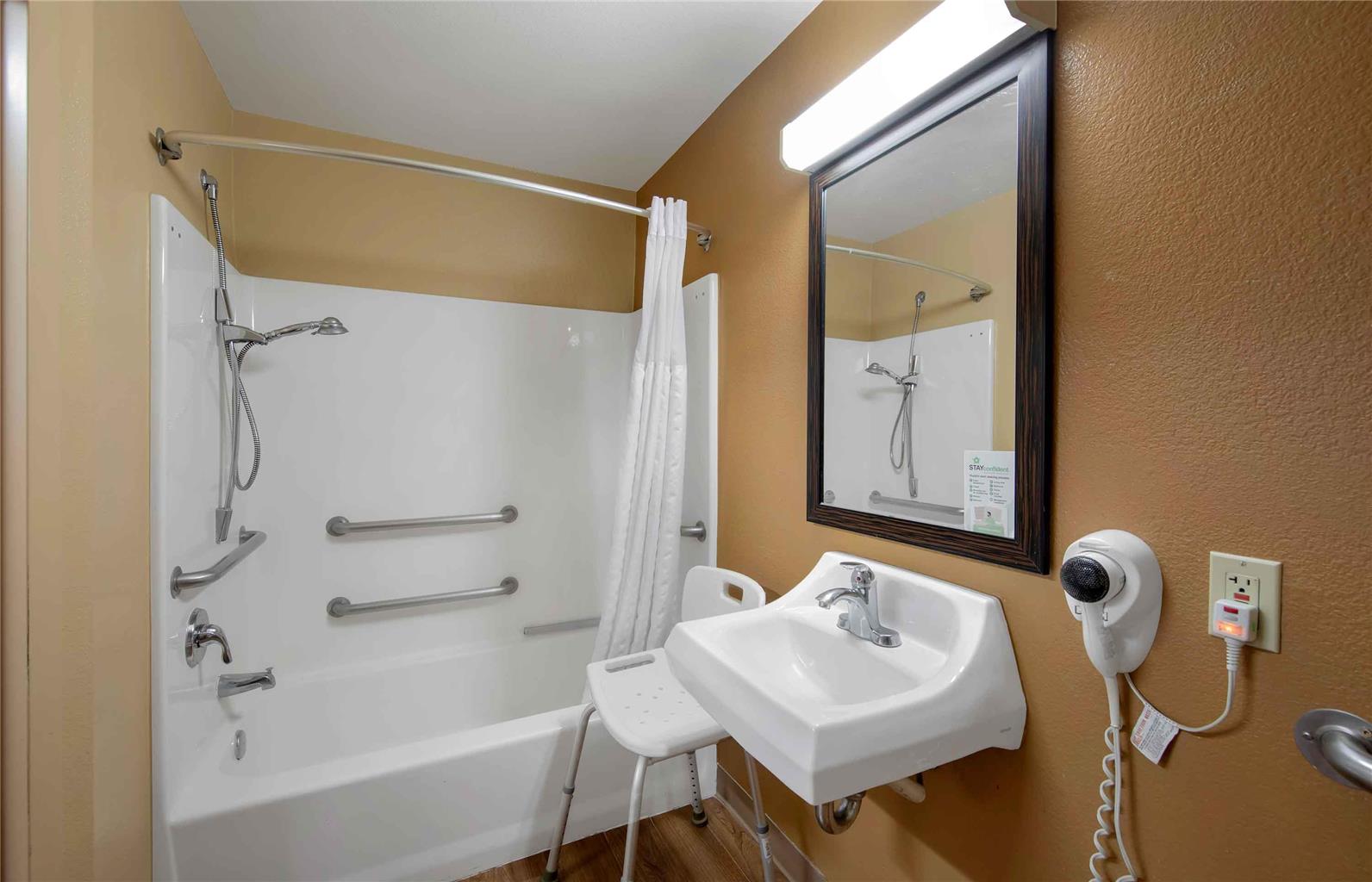 Extended Stay America Suites Los Angeles Burbank Airport - photo 30